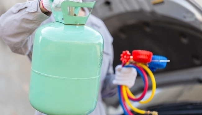 Freschi al Volante | Ricarica Climatizzatore Auto gas R134